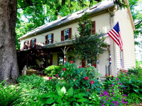 Galvanized America Inn & Art Gallery